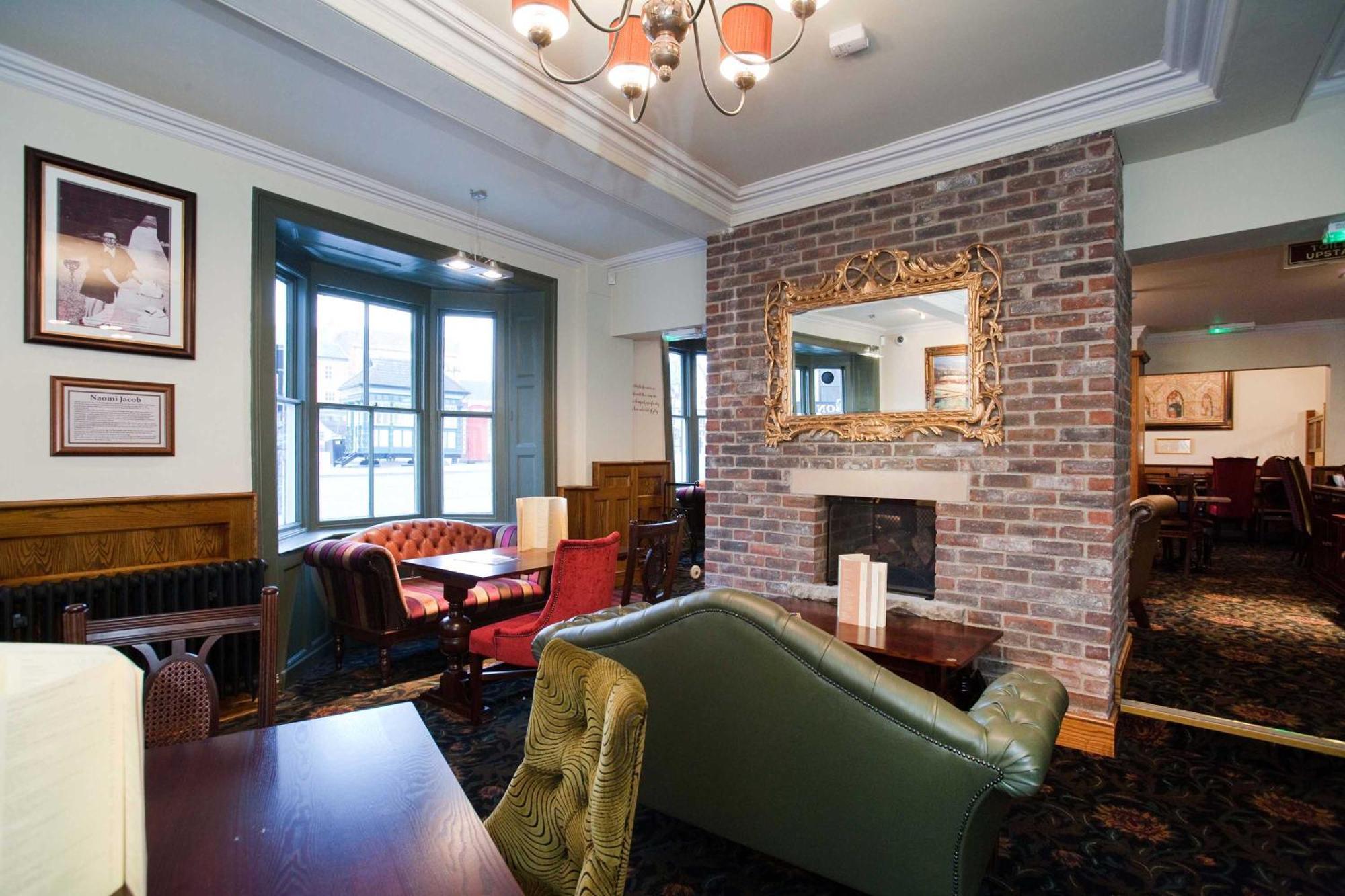 The Unicorn Wetherspoon 2*