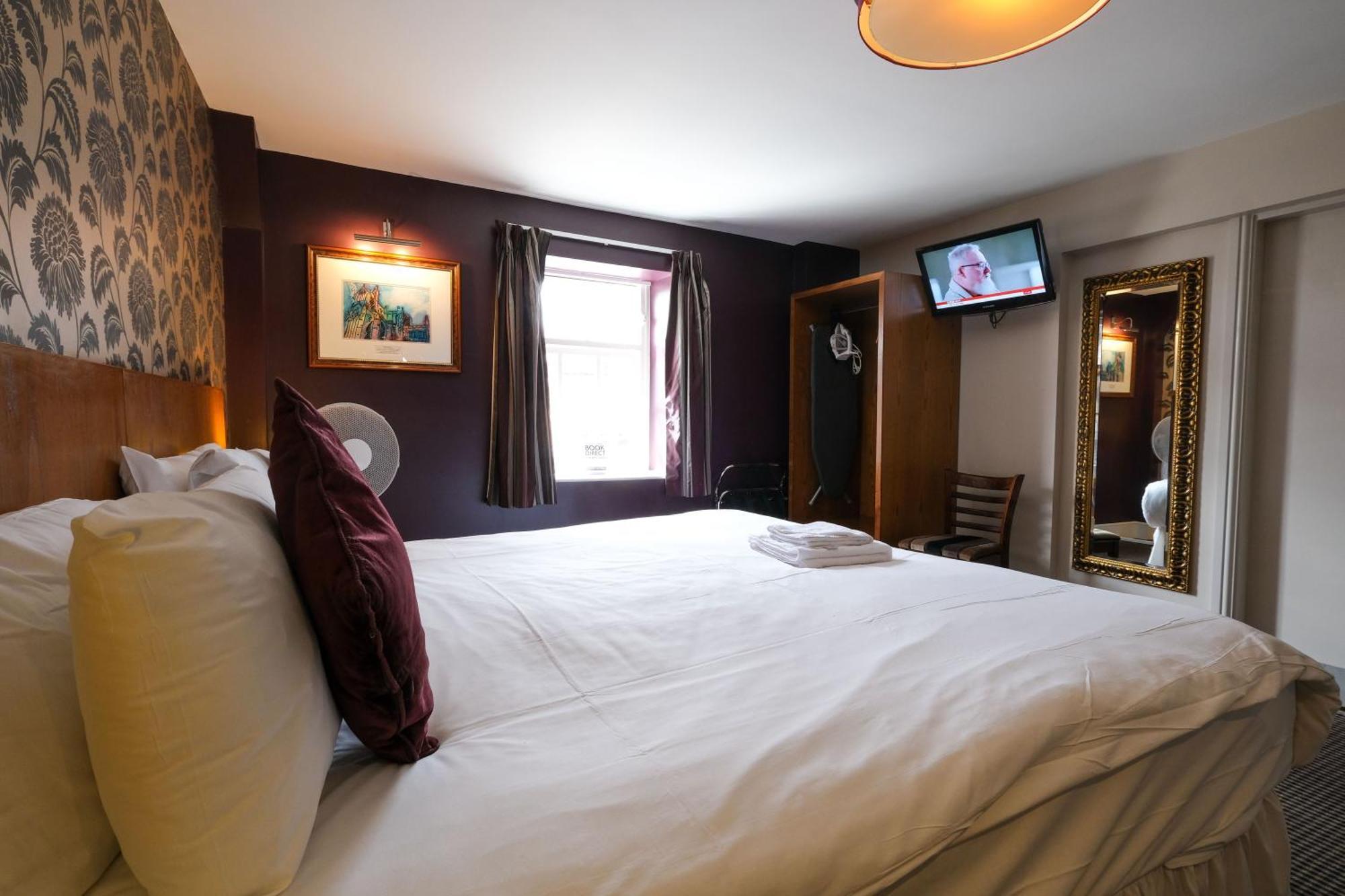 The Unicorn Wetherspoon 2* Ripon