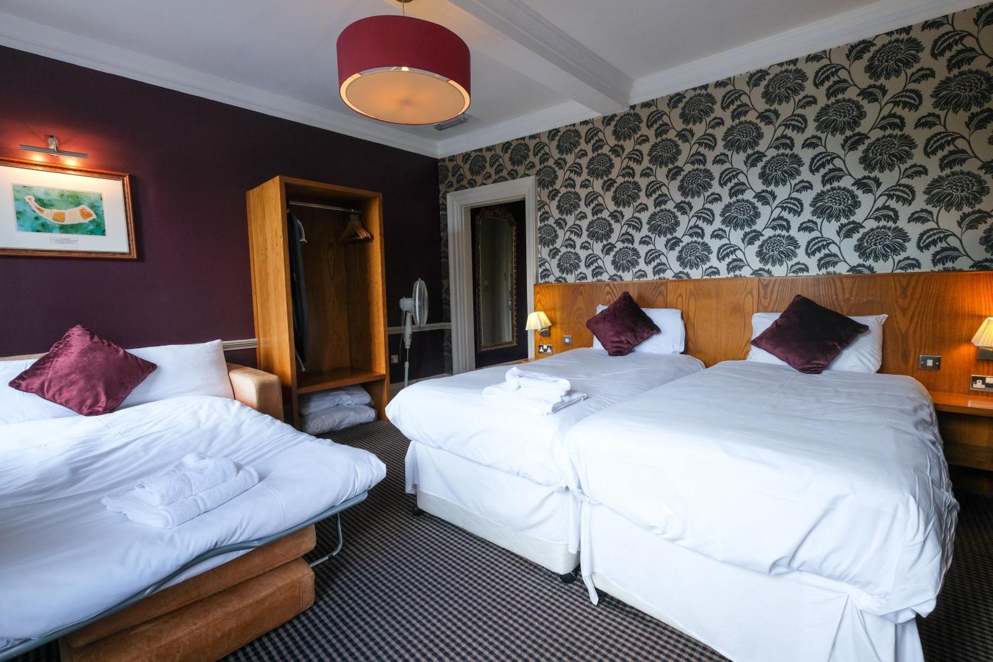 The Unicorn Wetherspoon Hotel